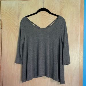Lush Criss Cross Back Gray Quarter Sleeve Shirt